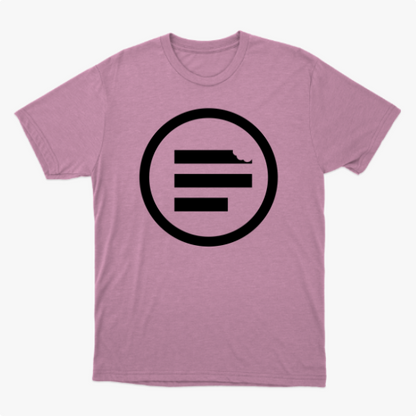 Camiseta Minimalista Asymmetry — Essência no Traço